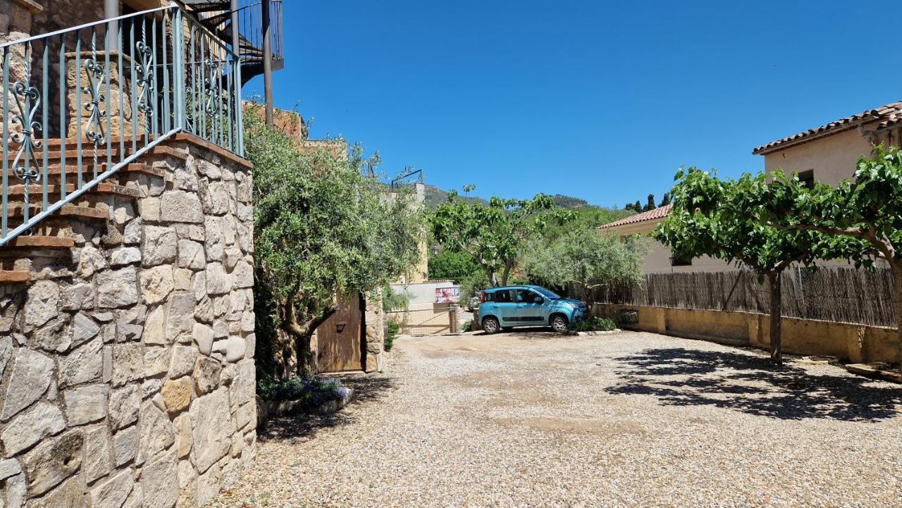 El Jardi De La Vileta - Cornudella De Montsant Exterior photo